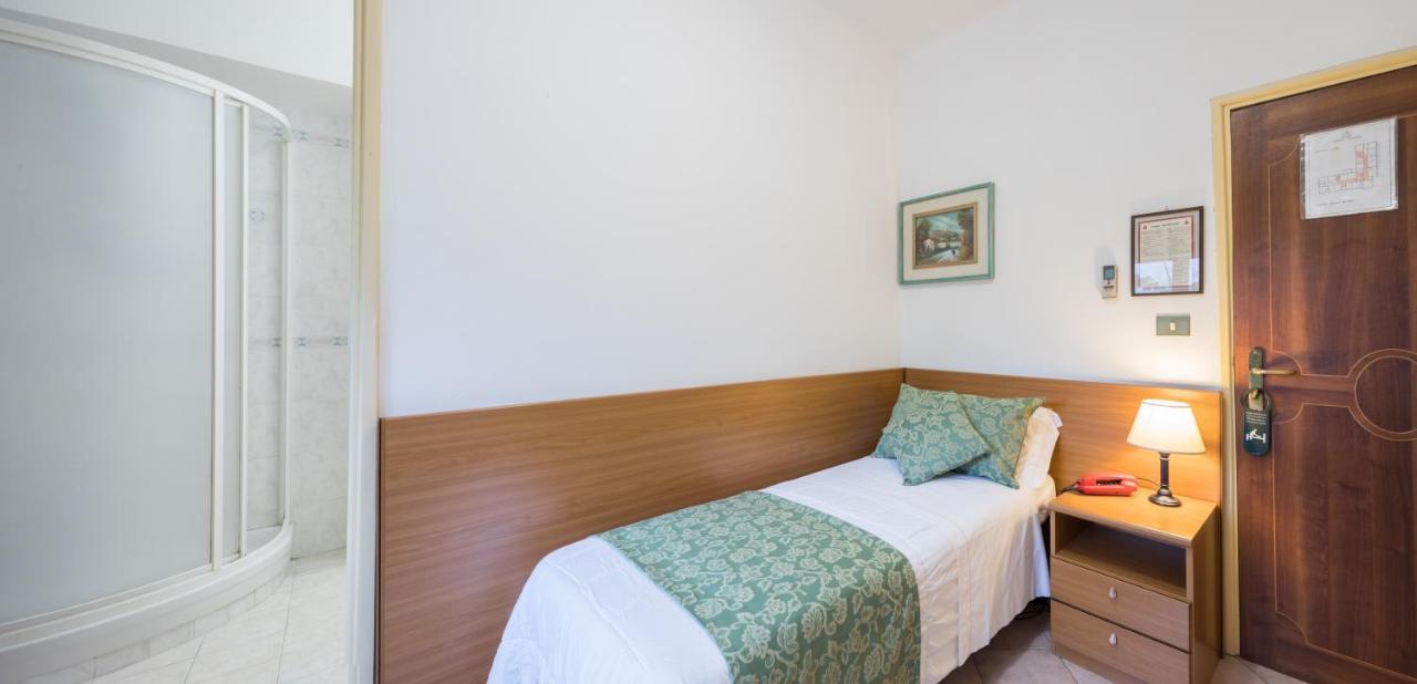 Hotel Astor Victoria 马尔米堡 外观 照片